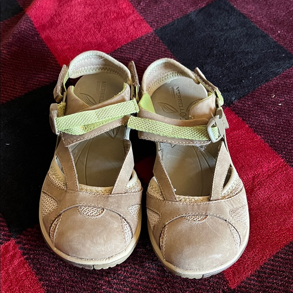 Ladies Merrell Sandals in Tan with Lime Strap
